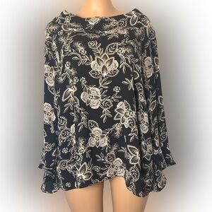 Vince Camuto Black and White Floral Top